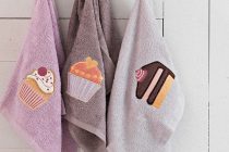 Το συχνό λάθος που γίνεται με τις πετσέτες της κουζίνας