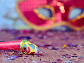 καρναβάλια αποκριές αποκριά