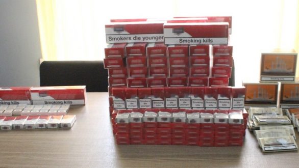 Αλεξανδρούπολη: 604 λαθραία πακέτα τσιγάρων εντοπίστηκαν σε οικίες