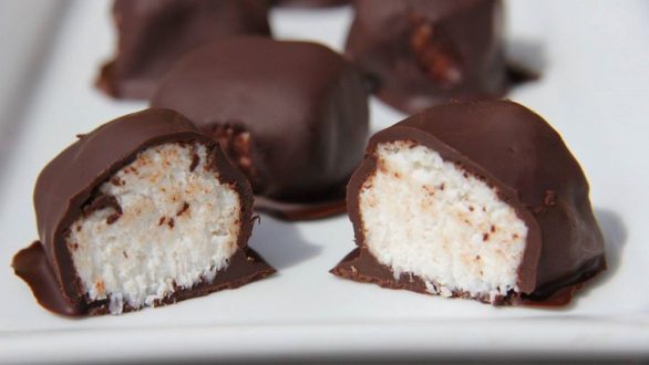 Σοκολάτες Bounty με 3 υλικά