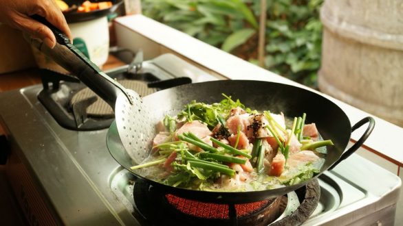 Σε ποια θερμοκρασία πρέπει να τηγανίζουμε;