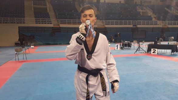 Χρυσός ο Μπροντίδης στο Πανελλήνιο Σχολικό Πρωτάθλημα TAE KWON DO