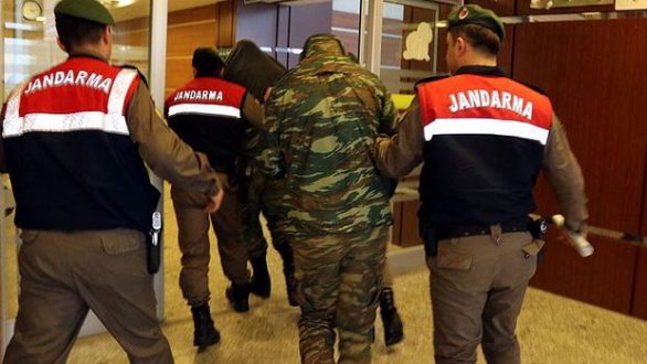 Παραμένουν στη φυλακή οι δύο Έλληνες στρατιωτικοί – απορρίφθηκε η ένσταση που κατέθεσαν οι δικηγόροι τους