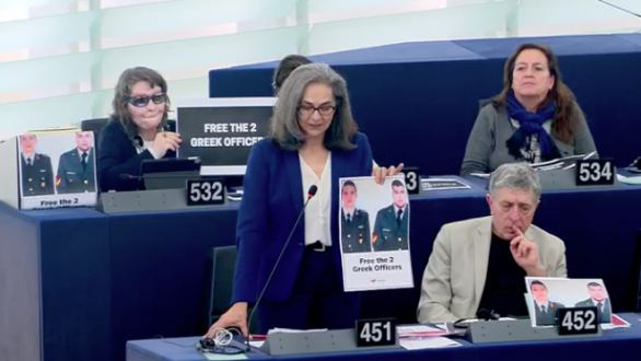 Ευρωπαϊκό Κοινοβούλιο: Η ΕΕ να λάβει μέτρα για την απελευθέρωση των δύο στρατιωτικών