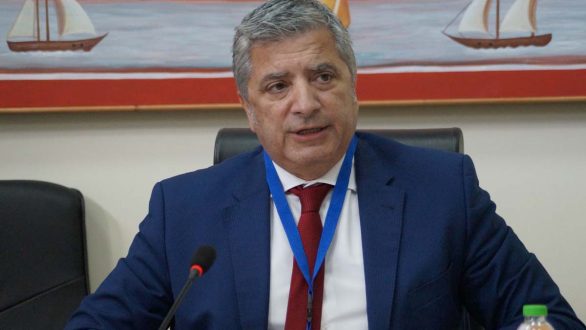 Τους γονείς των δύο στρατιωτικών επισκέφθηκε ο Γιώργος Πατούλης