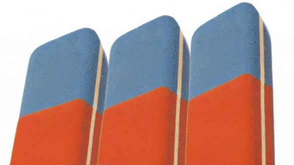 Η εναλλακτική θεωρία για την μπλε πλευρά της γομολάστιχας