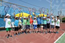 180 μικροί φίλοι του τένις έπαιξαν στο 2o Kids Tennis Tournament