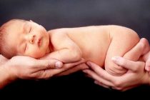 Μειωμένες γεννήσεις και αύξηση θανάτων στην Ελλάδα της κρίσης