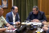 Καμμένος: Μεταφορά από τον Έβρο στην Αττική στελεχών και οπλιτών θητείας από πυρόπληκτες οικογένειες