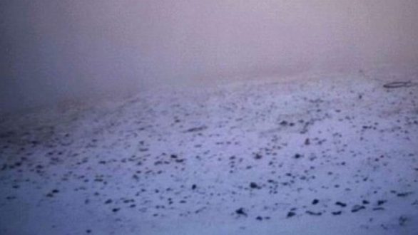 Έπεσαν τα πρώτα χιόνια στον Όλυμπο