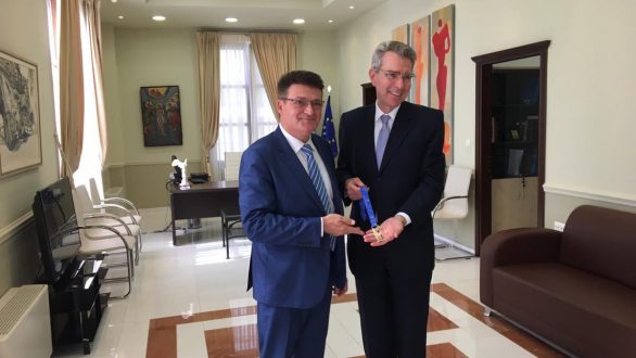 Σειρά επαφών του Τζ. Πάιατ με εκπροσώπους της αυτοδιοίκησης και φορέων στην Αλεξανδρούπολη