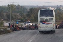 Κλειστός και πάλι! από μετανάστες ο κόμβος της Καβύλης