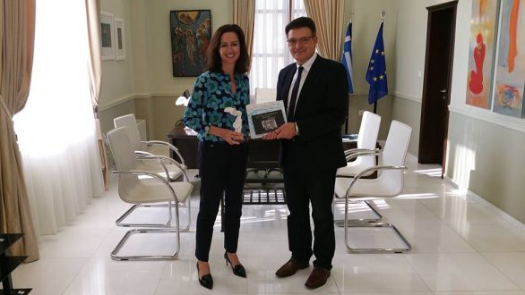 Συνάντηση Πέτροβιτς με την Πρέσβη της Αυστραλίας