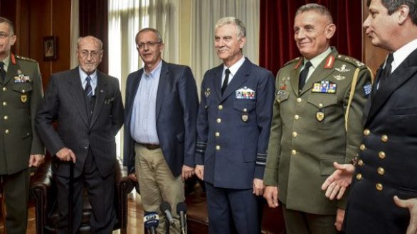 Το ΓΕΣ βράβευσε 57 βετεράνους εθνοφύλακες για το ήθος τους