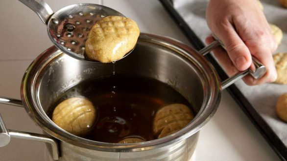 4 συμβουλές για τα μελομακάρονα