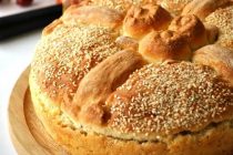 Εύκολη συνταγή για Χριστόψωμο