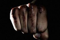 Το μήνυμα της οικογένειας της φοιτήτριας για τον άγριο ξυλοδαρμό του 19χρονου στη φυλακή