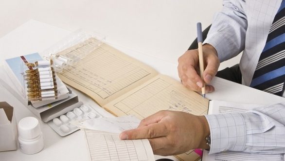 Καταργούνται τα βιβλιάρια υγείας