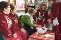 Το έθιμο της Μπάμπως (Γυναικοκρατία)