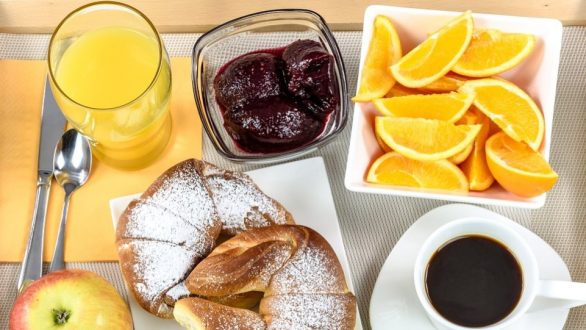 Το καθημερινό πρωινό δεν βοηθά στην απώλεια κιλών