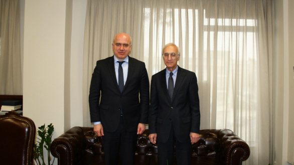 Συνάντηση του Περιφερειάρχη ΑΜΘ με τον Γενικό Πρόξενο της Ρωσίας στη Θεσσαλονίκη