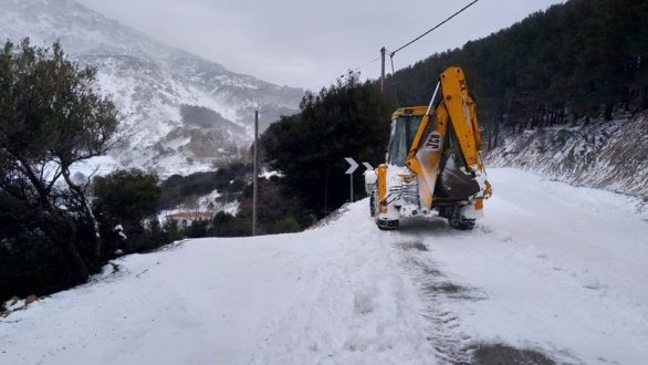 Συνεχίζεται η κακοκαιρία “Ωκεανίς” στον Έβρο – Στα 2,5 μέτρα το χιόνι στη Σαμοθράκη