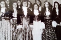 “Η Δέσπω…οι γυναίκες…και ο χορός του Ζαλόγγου” σε σχολική γιορτή στο 2ο Δημοτικό Σχολείο…δεκαετία του ’70…