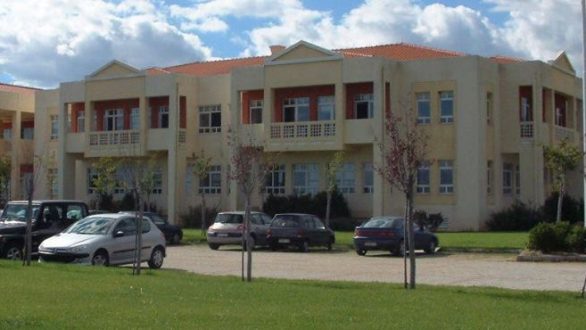 Το Δημοκρίτειο Πανεπιστήμιο Θράκης προσλαμβάνει συνεργάτες με μισθό έως 8.044 ευρώ