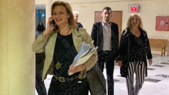Η Γκουγκουσκίδου κατέθεσε τον συνδυασμό “Τόπος Να Ζω” στο πρωτοδικείο
