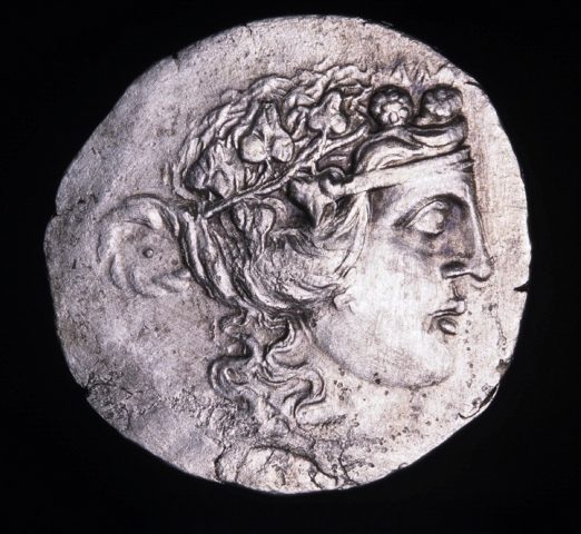 Νόμισμα Μαρώνειας των ελληνιστικών χρόνων, Διόνυσος