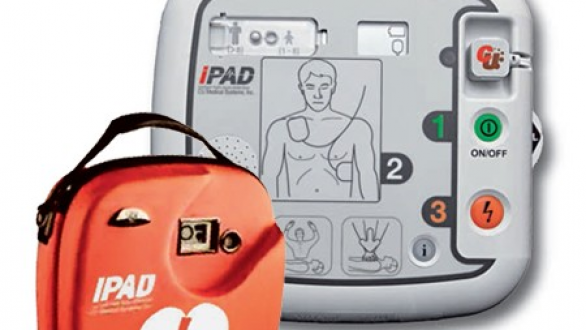 Με αυτόματους απινιδωτές εξοπλίζονται οι αθλητικές της Αλεξανδρούπολης