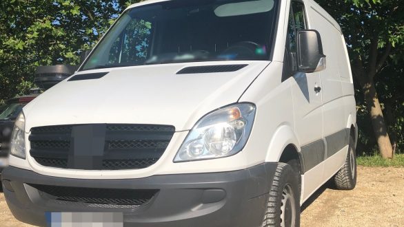 Συνελήφθη 35χρονος διακινητής που προωθούσε στη  χώρα μη νόμιμους μετανάστες