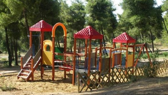 Ανασκευάζονται 5 παιδικές χαρές στο Δήμο Διδυμοτείχου
