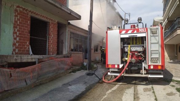 ΤΩΡΑ: Φωτιά αυτήν την ώρα σε σπίτι στο Διδυμότειχο