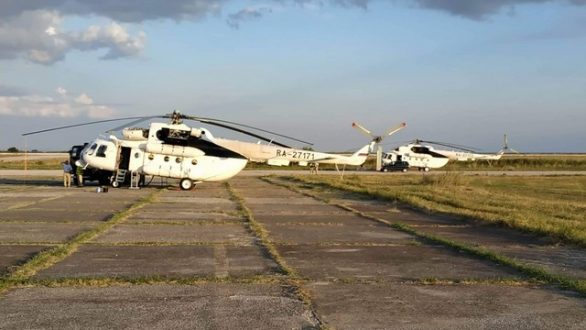 Έφτασε το πυροσβεστικό ελικόπτερο στον Έβρο