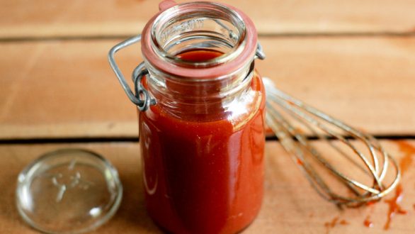 Σπιτική σάλτσα μπάρμπεκιου