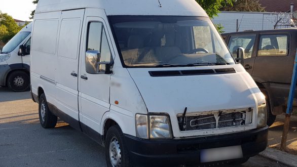 Σουφλί: Πέντε άτομα με φορτηγάκι μετέφεραν νεαροί διακινητές