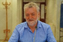 Σ. Παπανδρέου: “Θεσμικό ατόπημα η αποχώρηση του Προέδρου”