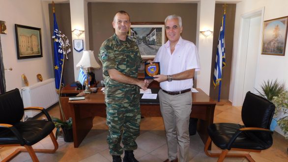 Επίσκεψη του Διοικητή της 50ης Ταξιαρχίας στο νέο Δημάρχο Σουφλίου