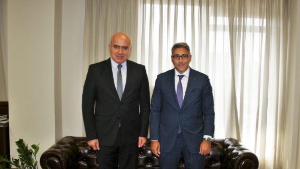 Συνάντηση του Περιφερειάρχη ΑΜΘ με τον Γενικό Πρόξενο της Τουρκίας στην Κομοτηνή