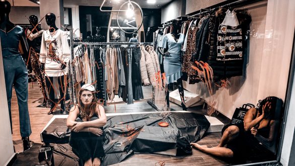 Μία βιτρίνα για την έμφυλη βία στην Αλεξανδρούπολη