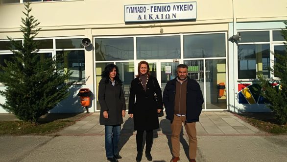 Διαδοχικές επαφές της Μ. Γκουγκουσκίδου για να αποτραπεί η συρρίκνωση των σχολικών μονάδων