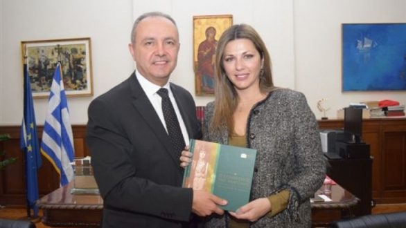 Συνεργασία Καράογλου-Ζαχαράκη για τα ακριτικά σχολεία της Μακεδονίας και της Θράκης