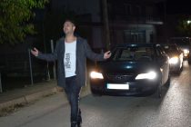 “Άντε γειά σου” μας λέει ο Σώτος Καράμπελας στο πρώτο του videoclip