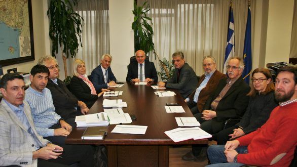 Η συλλογή και επεξεργασία απορριμμάτων στην ΑΜΘ στο επίκεντρο σύσκεψης στην Περιφέρεια