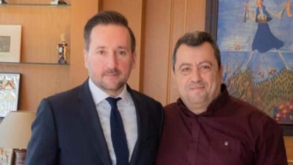 Τον δήμαρχο Σαμοθράκης  υποδέχτηκε στο γραφείο του ο δήμαρχος Αλεξανδρούπολης