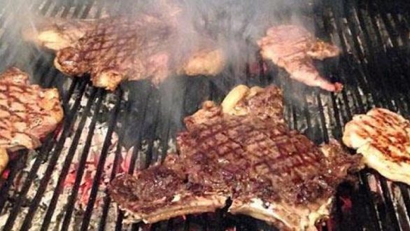 Τι συμβολίζει η Τσικνοπέμπτη