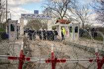 Τραυματισμός αστυνομικού στις Καστανιές μετά από επίθεση μεταναστών με πέτρες