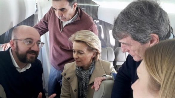 Υποδέχτηκε και ενημέρωσε τους αξιωματούχους ο Μητσοτάκης