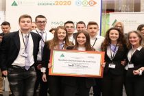 Αλέκιαστο τραπεζομάντιλο από μετάξι δημιούργησαν μαθητές από το Σουφλί